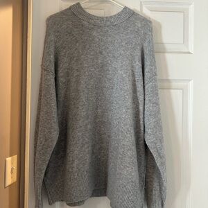 Aerie Gray Crew Neck Sweater